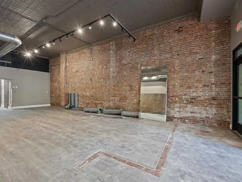 Turn-key Commercial Space for Lease in Downtown Iowa City, 1,900 Sf with Hood and Coolers