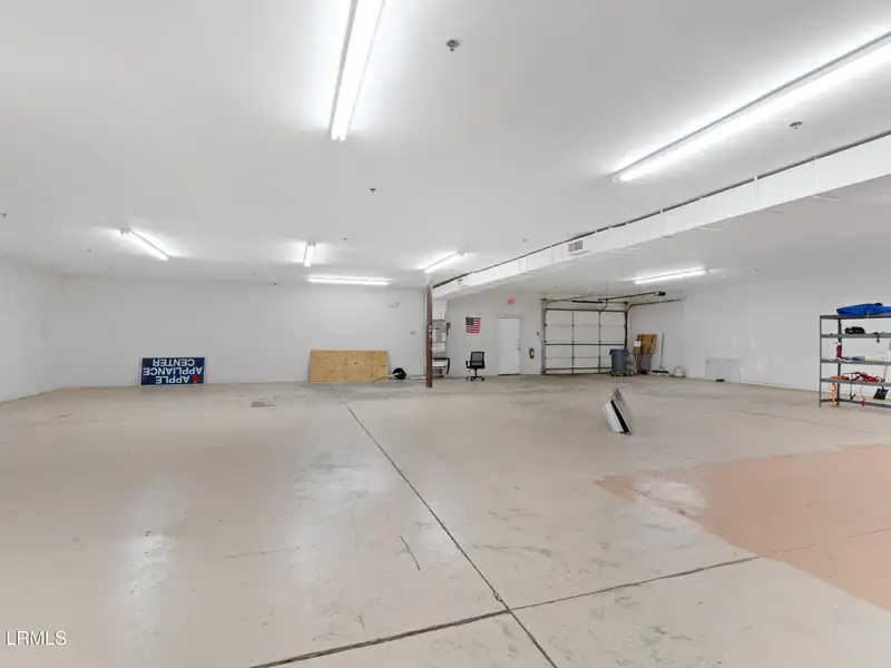 Multi-use Building with Long-term Tenant and Warehouse/office Space in Prime Location