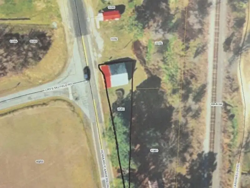 875 Sq. Ft. Versatile Storefront in Crystal Hill Community with Large Front Area