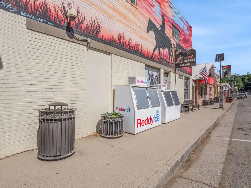 Mixed-use Retail and Residential Property with Expansion Potential in Collbran, Co