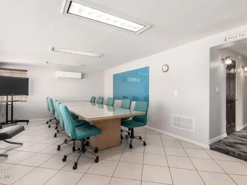 Charming 1947 Cape Cod Office Space in Prime 3rd Street Location