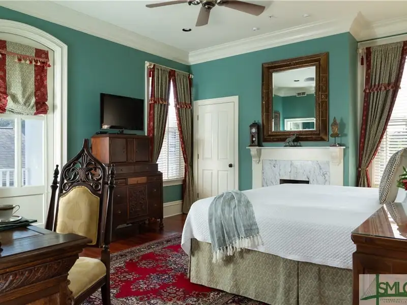 Restored 1871 Gray Brick Townhome in Savannah’s Historic District with Carriage House and Stvr Certificates