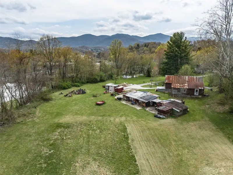 Prime 4.96-acre Commercial Property with City Water and Sewer Access