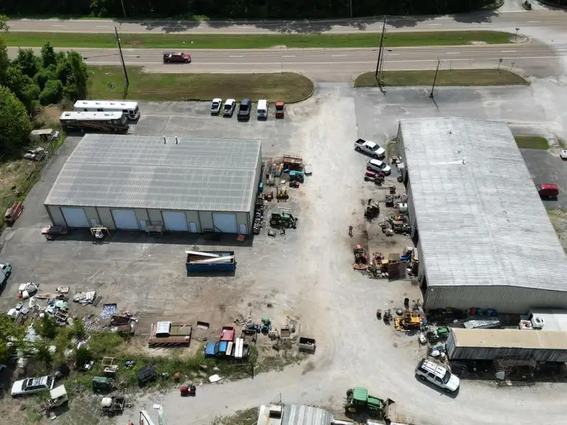 Commercial Steel Buildings in Jackson's Industrial Airways Area with High Wind Rating