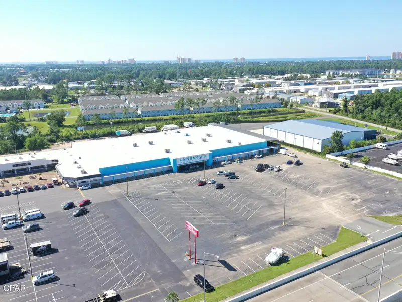 Prime Commercial Lease Opportunity in Bay County - 77,596 Sf Building with Flexible Uses