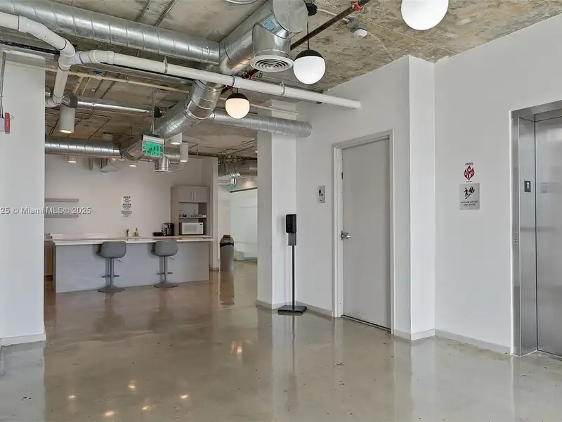 Professional Office Space for Rent - 58 Sf, 10th Floor Near I-95 & Brickell