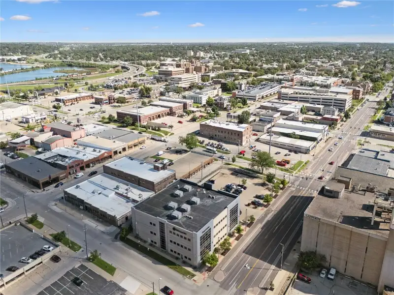 Modern Office Space for Lease in Prime Location with High-speed Connectivity