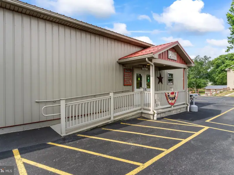 Established Meat Market and Processing Facility on 7 Acres Near Raystown Lake