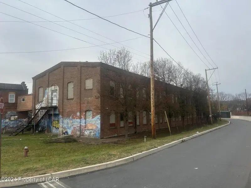 Multi-level Warehouse Space for Lease - 6,200 Sq Ft First Floor, 9,264 Sq Ft Second Floor