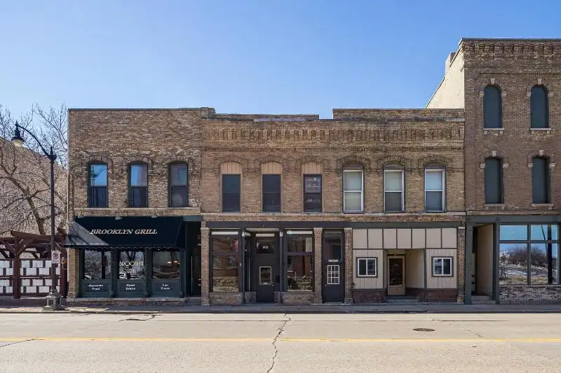 1200 Sf Retail/office Space for Lease in Sawdust District, South Main Street