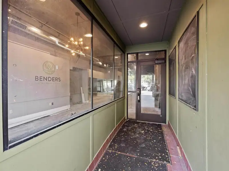 Turn-key Commercial Space for Lease in Downtown Iowa City, 1,900 Sf with Hood and Coolers