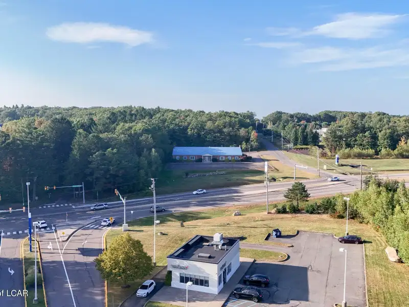Versatile 6,844 Sq Ft Commercial Property Near Laurel Mall and Major Interstates