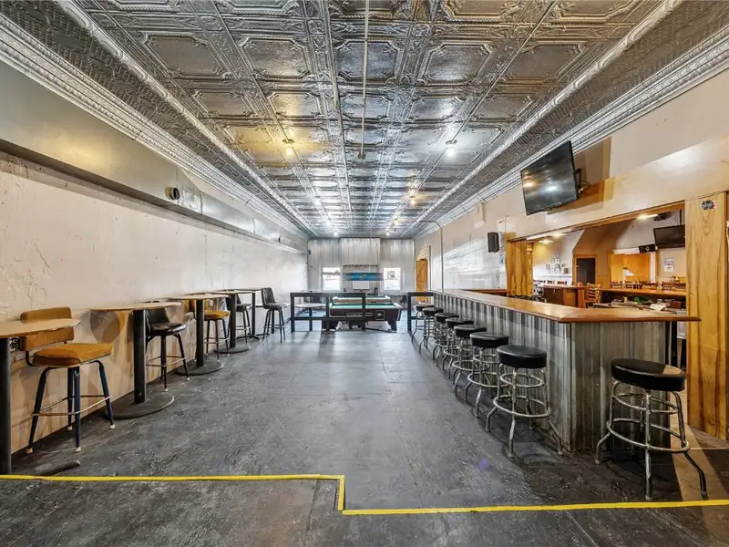 Turnkey Bar & Grill with Income-generating Apartments in Edgewood, Ia