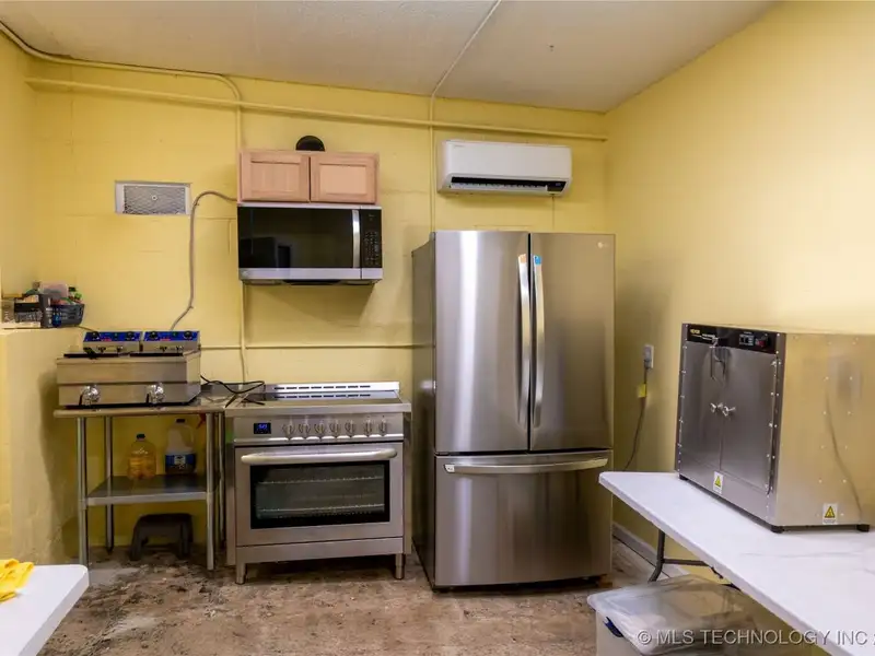 Versatile 5200+ Sf Commercial Property with Walk-out Basement in Prime Location