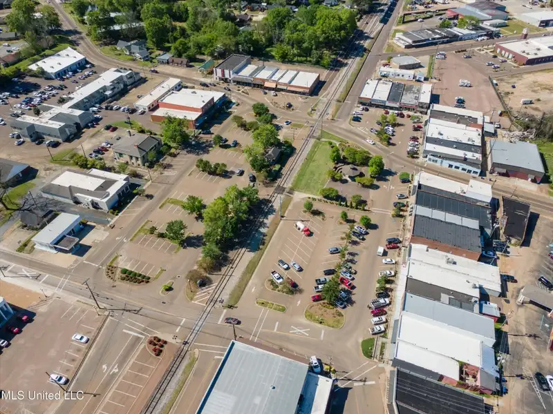 Commercial Property for Sale on Historic Batesville Town Square