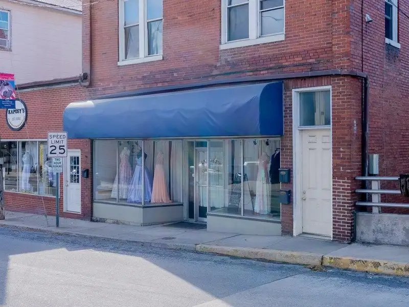 Multi-purpose Investment Building with Storefront, Venue, and Apartments in Petersburg, Wv