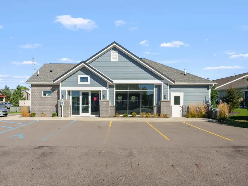 Class a Retail/office Space in Vineyard Parkway Business Park, Texas Corners