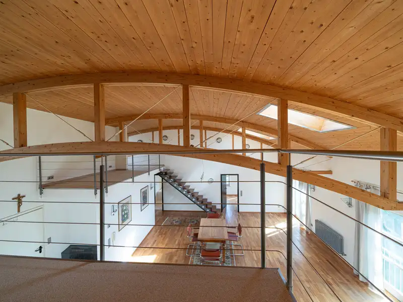 Versatile Commercial Property with Residences in Nördlingen’s Prime Location