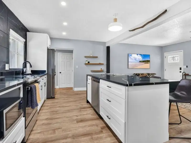 Charming Airbnb Home Near Downtown Orlando with In-law Suite and Expansive Backyard