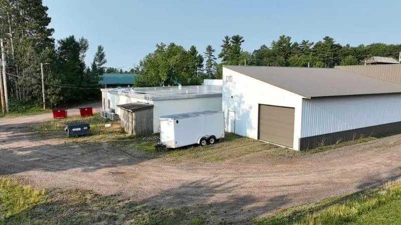 Premier Fishing Retail Store and Bait Shop in Minocqua, Wi on 2.62 Acres