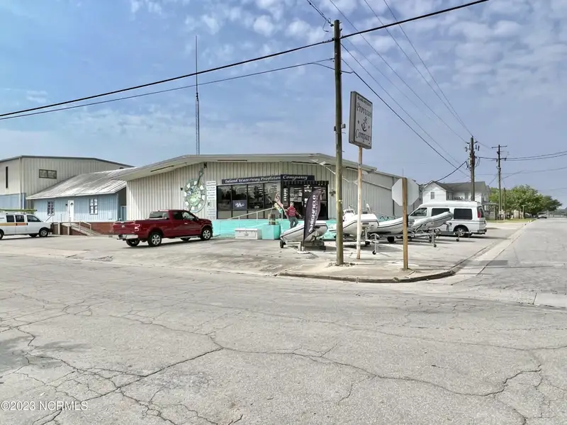 Prime Waterfront Mu-1 Development Opportunity in Historic Oriental, Nc with Deepwater Dockage