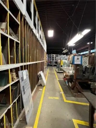 Versatile 11,600 Sf Warehouse with Office Space in Canton, Oh