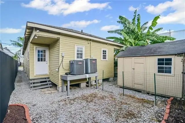 Updated Shotgun Double in Prime Uptown Location with Investment Potential