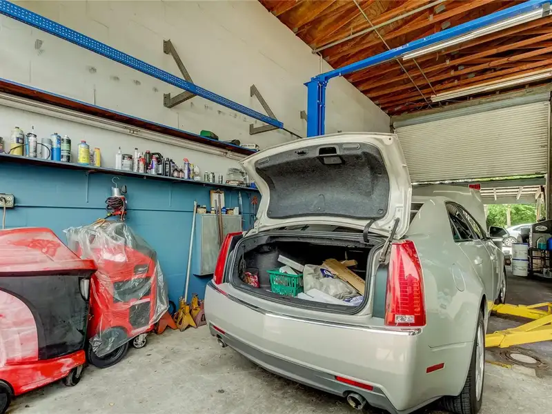 Auto Repair Shop for Sale in Established Oldsmar Location with Equipment and Storage