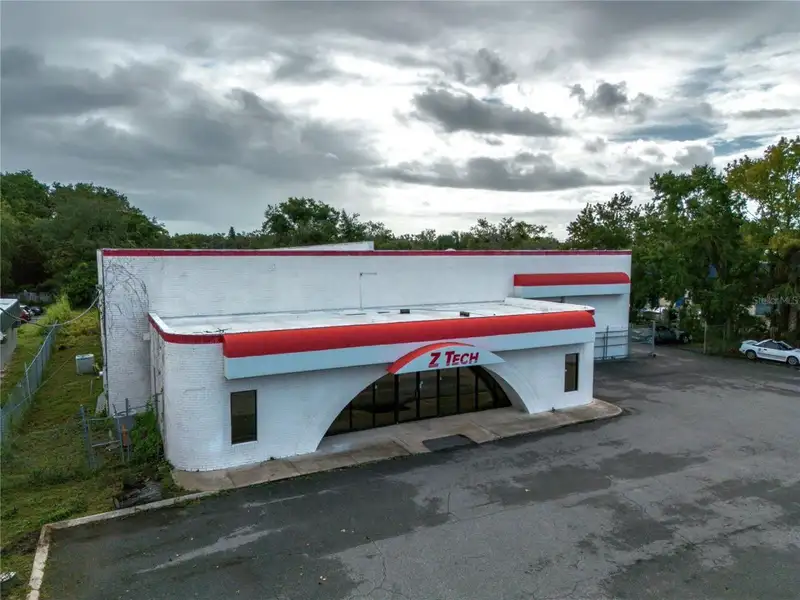 Prime Automotive Facility on Us 17/92 in Longwood, Fl - 9,700 Sq Ft