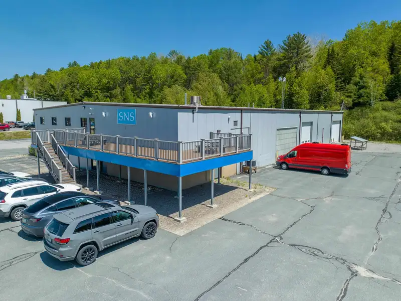 Renovated Flex Office and Light Manufacturing Space in Littleton's Industrial Park