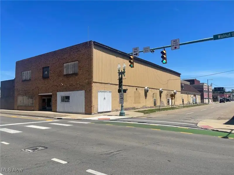 Commercial Land Opportunity on Corner of Walnut Ave. Ne and 3rd St. Ne