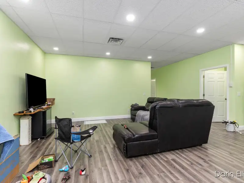 Versatile 15,000+ Sq Ft Mixed-use Building with Apartments and Office Spaces
