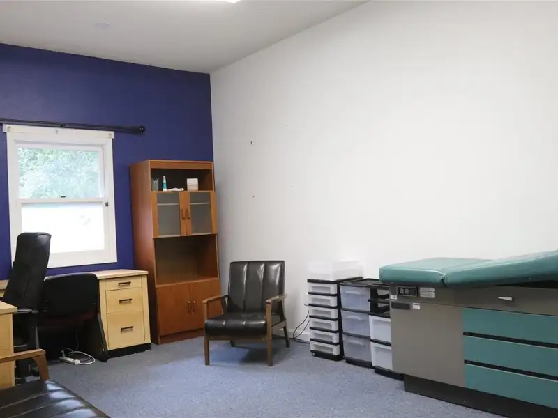 Prime 6,148± Sf Office/medical Space Near North Florida Regional Medical Center and Retail