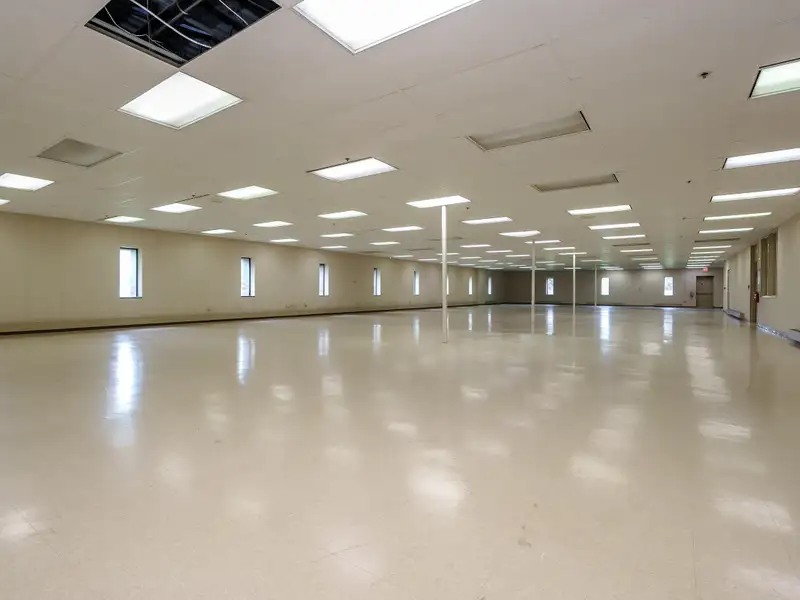 Industrial Building for Lease - Former Food-grade Facility, I-94 Exit #72, 15,500 Sf