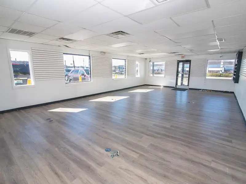 Retail Space in Latonia with High Visibility and Easy Access