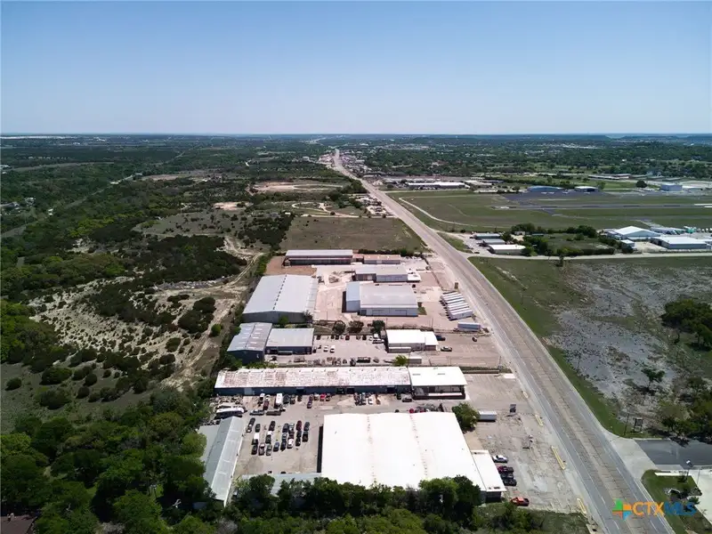 High-visibility Industrial Property with Multiple Access Points in Killeen Area
