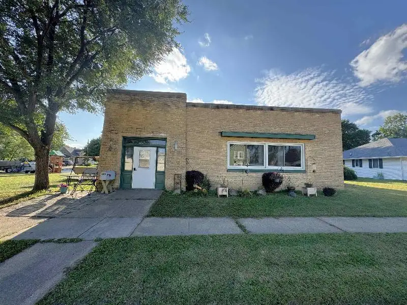 Versatile Community-based Residential Facility in Peaceful Neighborhood with Ten Private Rooms