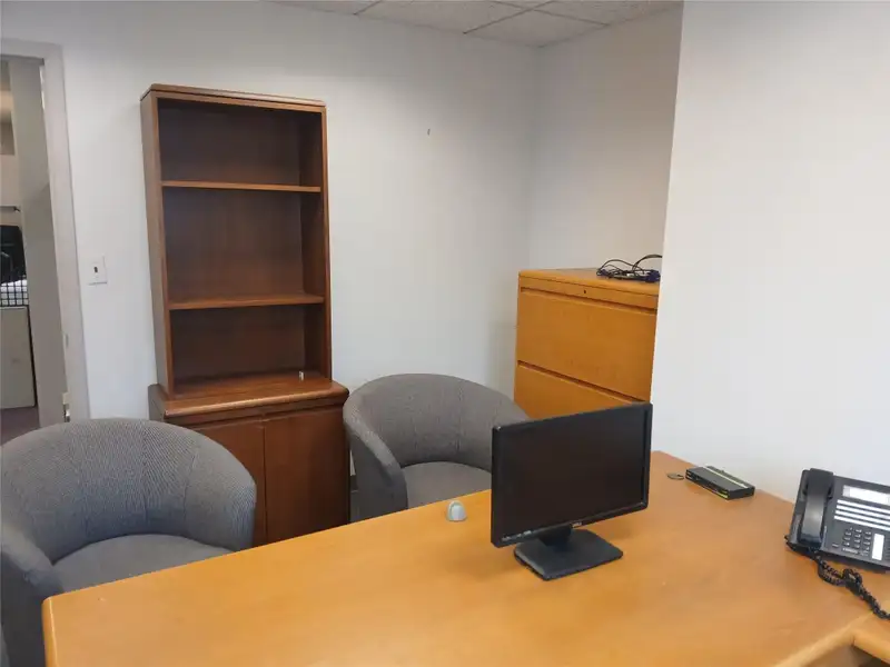 Office Suite for Lease in Westbury Village - 800 Sq Ft with Two Offices and Parking