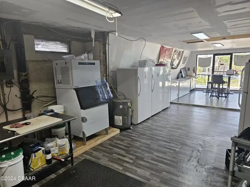 Income-producing Commercial Property on Us 92 Near Daytona Beach