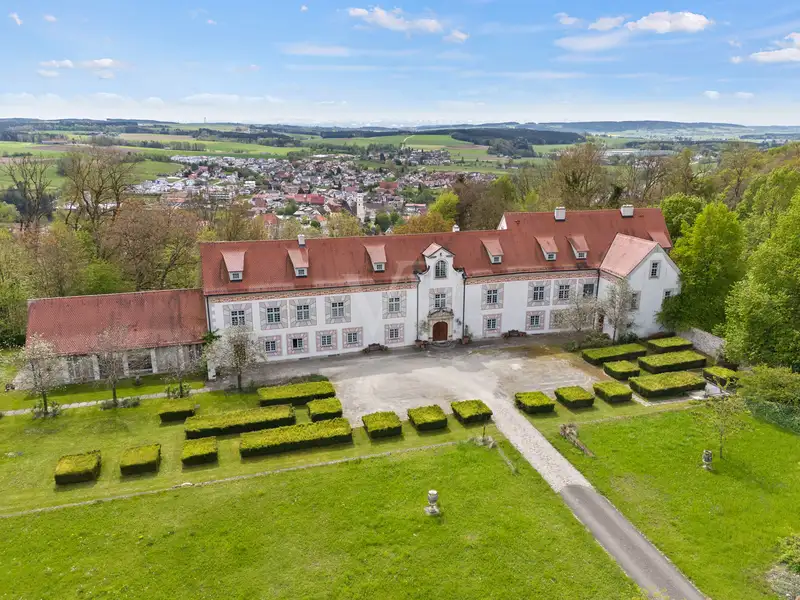 Historic Castle Estate with Equestrian Facilities and Outbuildings in Scenic Location