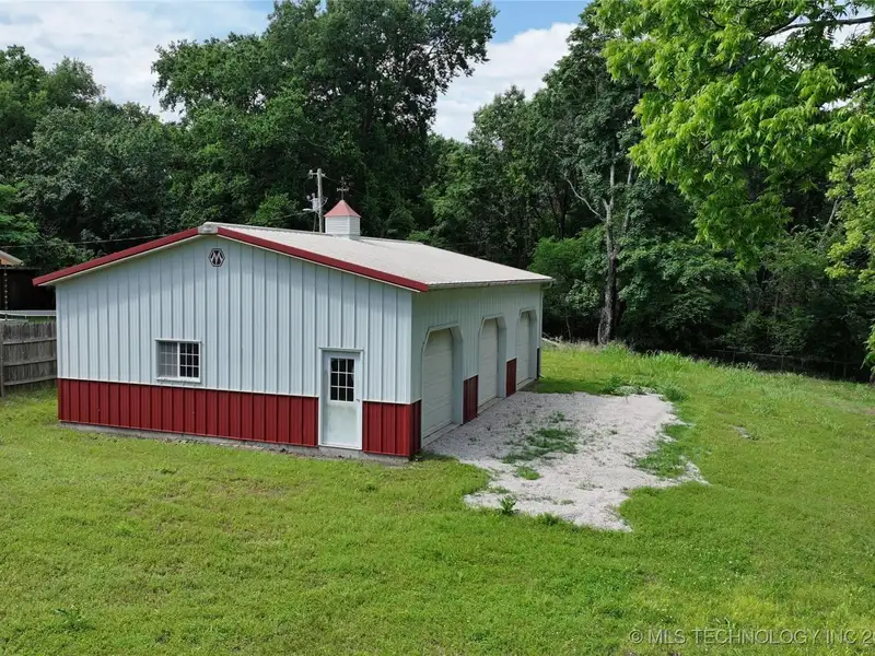 Historic 25-unit Resort on Hwy 51 Near Lake Fort Gibson, Wagoner, Oklahoma