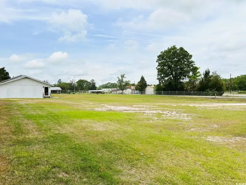 Commercial Property with Office and Warehouse on 1.5 Acres in Andrews, Sc