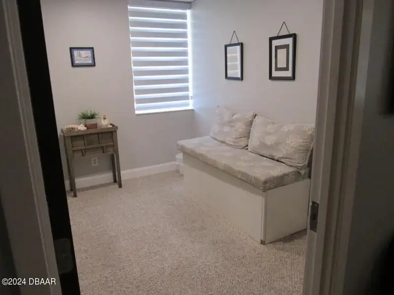 Renovated Medical Suite in Prime Ormond Beach Location with Multiple Treatment Rooms