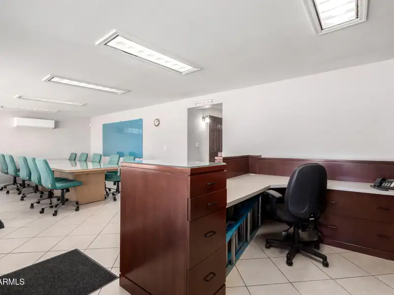 Charming 1947 Cape Cod Office Space in Prime 3rd Street Location