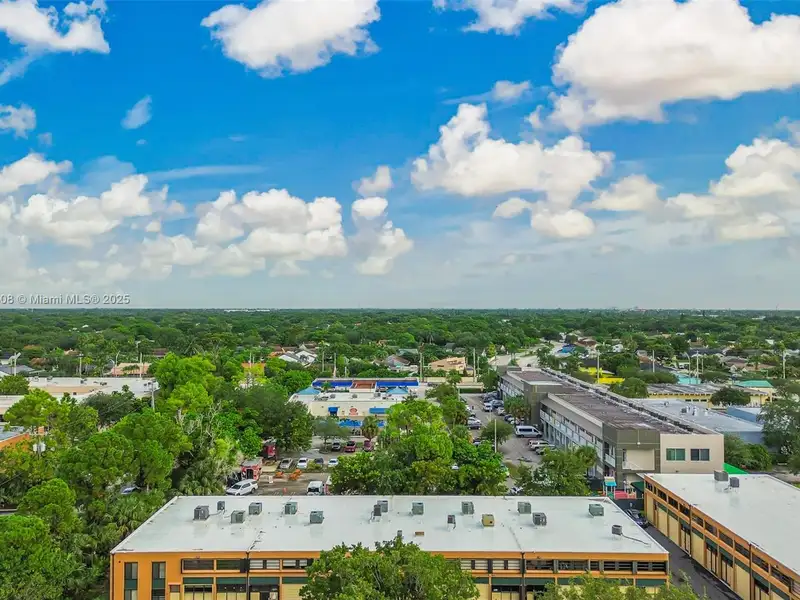 Office Warehouse with Dedicated Space in Kendall Park Commercial Area