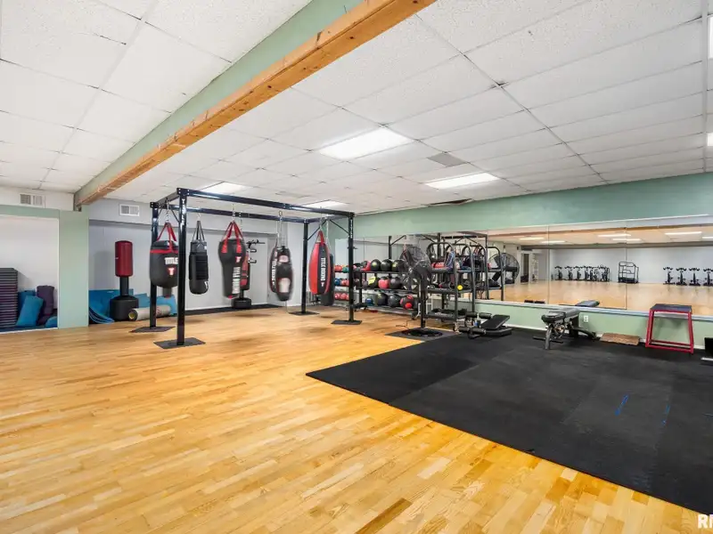 Turnkey Commercial Fitness Facility with Strong Membership Base in Prime Location