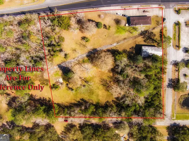 4-acre Commercial Property with Historic Fire Museum on Us Hwy 17, Woodbine
