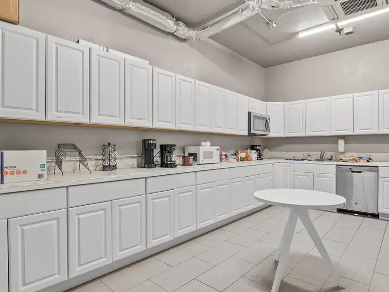 Class a Executive Office Suite in the Vault, 360 S/f with Premium Amenities