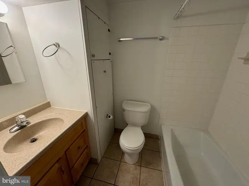 Multi-use Property in Historic Fell's Point with Two Units and Separate Entrances
