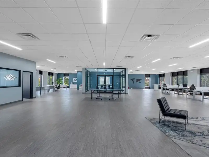 Premium Corporate Office Space with Helipad on U.s. 19 N, Clearwater